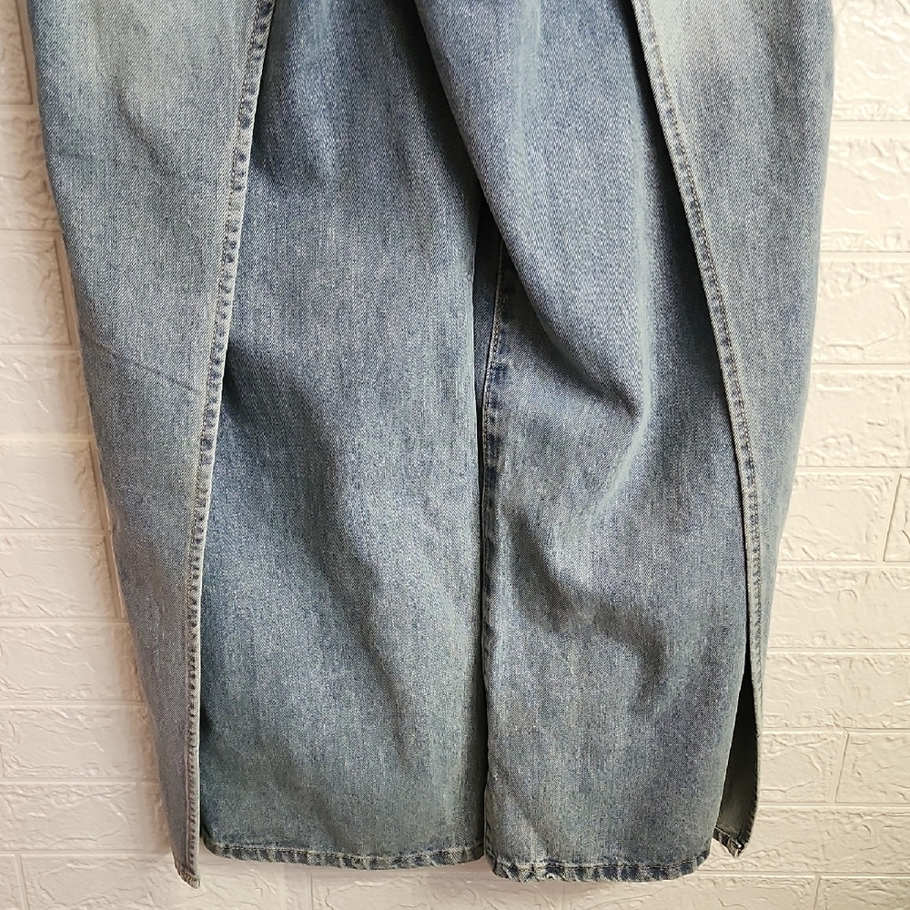 NWOT Wide Leg Blue Denim Jeans - Picture 8 of 8